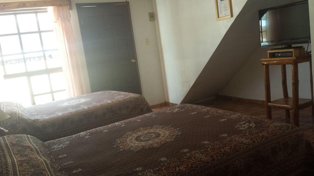 Hotel Los Valles Creel Εξωτερικό φωτογραφία